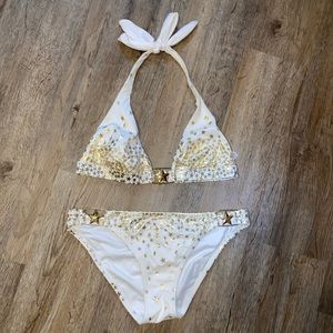 Victoria’s Secret bikini